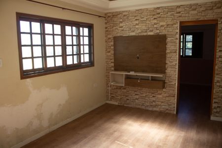 Casa para alugar com 250m², 3 quartos e 2 vagas Casa para alugar com 250m², 3 quartos e 2 vagasSala