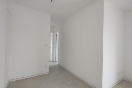Apartamento à venda com 59m², 2 quartos e 1 vaga Apartamento à venda com 59m², 2 quartos e 1 vagaSala
