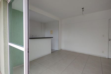 Apartamento à venda com 59m², 2 quartos e 1 vaga Apartamento à venda com 59m², 2 quartos e 1 vagaVaranda