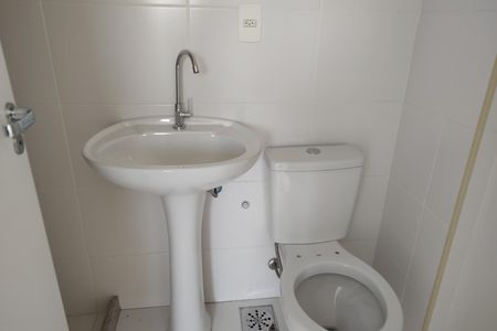 Apartamento à venda com 59m², 2 quartos e 1 vaga Apartamento à venda com 59m², 2 quartos e 1 vagaBanheiro da Suíte