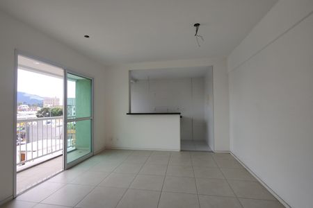 Apartamento à venda com 59m², 2 quartos e 1 vaga Apartamento à venda com 59m², 2 quartos e 1 vagaSala