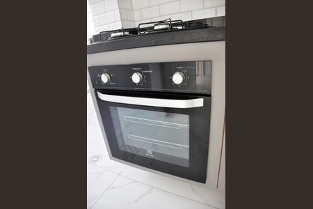 Apartamento para alugar com 30m², 2 quartos e sem vaga Apartamento para alugar com 30m², 2 quartos e sem vagaDetalhe - Cozinha Americana