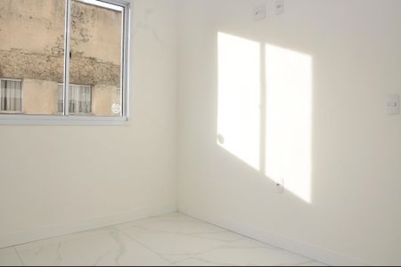Apartamento para alugar com 30m², 2 quartos e sem vaga Apartamento para alugar com 30m², 2 quartos e sem vagaDetalhe - Quarto 01