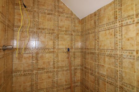 Casa à venda com 140m², 4 quartos e 2 vagasBanheiro 2