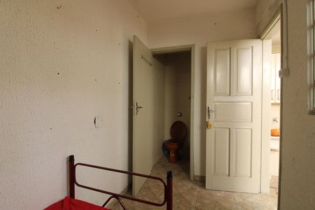 Casa à venda com 140m², 4 quartos e 2 vagasSuite externa