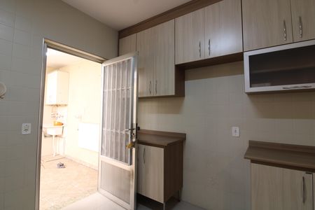 Casa à venda com 140m², 4 quartos e 2 vagasCozinha