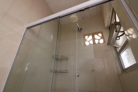 Casa à venda com 140m², 4 quartos e 2 vagasBanheiro da Suíte externa