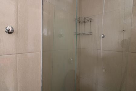 Casa à venda com 140m², 4 quartos e 2 vagasBanheiro da Suíte externa