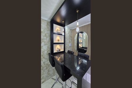 Apartamento à venda com 82m², 2 quartos e 1 vaga Apartamento à venda com 82m², 2 quartos e 1 vagaSala