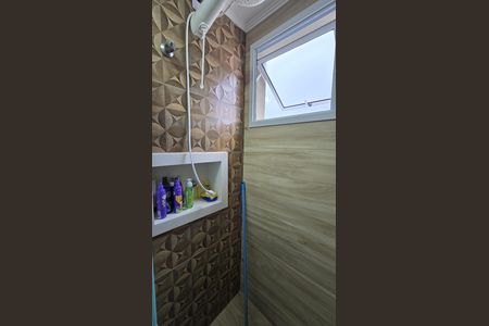 Apartamento à venda com 82m², 2 quartos e 1 vaga Apartamento à venda com 82m², 2 quartos e 1 vagaBanheiro