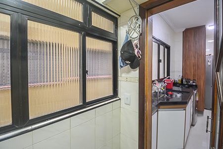 Apartamento à venda com 66m², 2 quartos e 1 vaga Apartamento à venda com 66m², 2 quartos e 1 vagaÁrea de Serviço