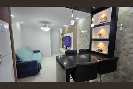 Apartamento à venda com 82m², 2 quartos e 1 vaga Apartamento à venda com 82m², 2 quartos e 1 vagaSala