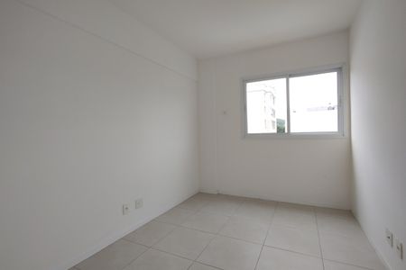 Apartamento para alugar com 70m², 2 quartos e 1 vaga