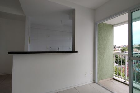 Apartamento para alugar com 70m², 2 quartos e 1 vaga Apartamento para alugar com 70m², 2 quartos e 1 vagaSala