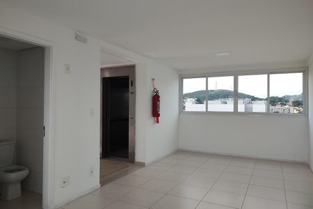 Apartamento para alugar com 70m², 2 quartos e 1 vaga Apartamento para alugar com 70m², 2 quartos e 1 vagaÁrea comum - Salão de festas