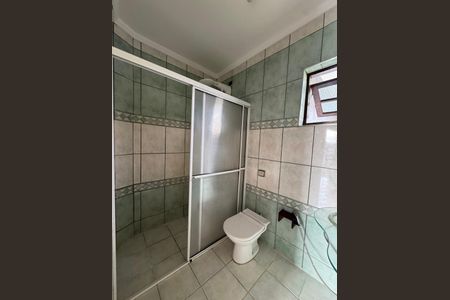 Casa para alugar com 200m², 3 quartos e 1 vaga Casa para alugar com 200m², 3 quartos e 1 vagaBanheiro da Suíte