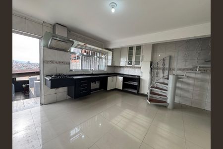 Casa para alugar com 200m², 3 quartos e 1 vaga Casa para alugar com 200m², 3 quartos e 1 vagaCozinha
