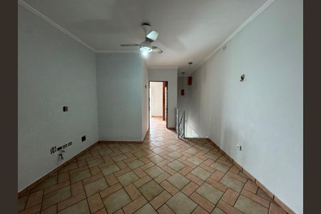 Sala de casa para alugar com 3 quartos, 200m² em Jardim Dayaquinha, Osasco