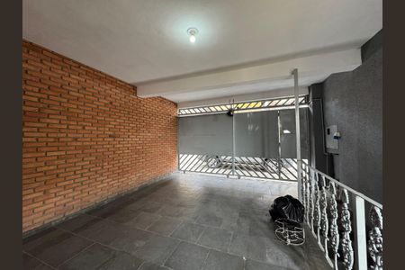 Casa para alugar com 200m², 3 quartos e 1 vaga Casa para alugar com 200m², 3 quartos e 1 vagaGaragem