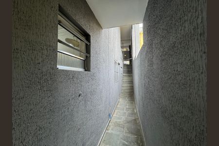 Casa para alugar com 200m², 3 quartos e 1 vaga Casa para alugar com 200m², 3 quartos e 1 vagaCorredor
