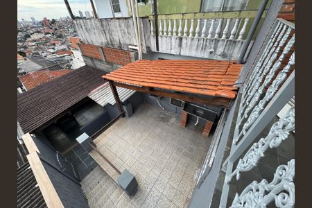 Vista de casa para alugar com 3 quartos, 200m² em Jardim Dayaquinha, Osasco