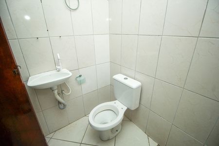 Apartamento para alugar com 55m², 2 quartos e sem vaga Apartamento para alugar com 55m², 2 quartos e sem vagaBanheiro