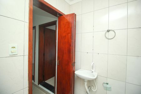 Apartamento para alugar com 55m², 2 quartos e sem vaga Apartamento para alugar com 55m², 2 quartos e sem vagaBanheiro