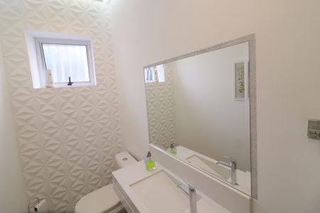 Casa para alugar com 175m², 4 quartos e 4 vagasLavabo