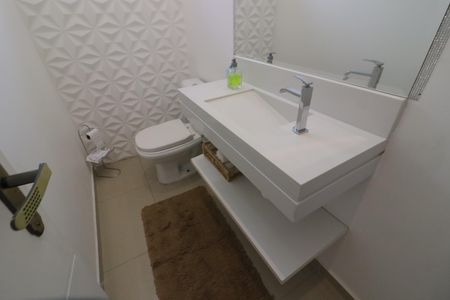 Casa para alugar com 175m², 4 quartos e 4 vagasLavabo
