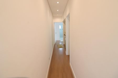 Casa para alugar com 175m², 4 quartos e 4 vagasCorredor