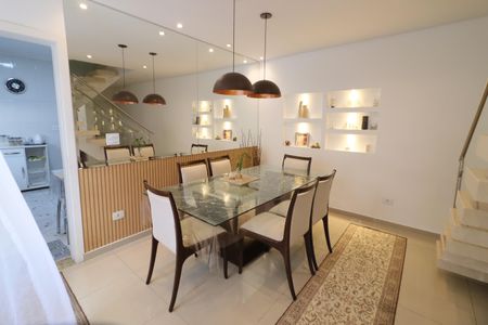 Casa para alugar com 175m², 4 quartos e 4 vagasSala