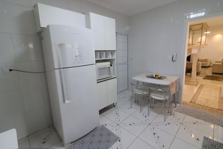 Casa para alugar com 175m², 4 quartos e 4 vagasCozinha