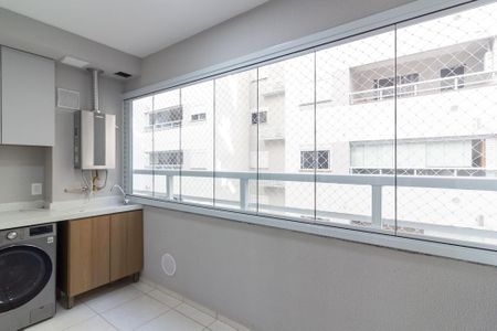 Apartamento para alugar com 42m², 2 quartos e 1 vaga Apartamento para alugar com 42m², 2 quartos e 1 vagaVaranda e Área de Serviço