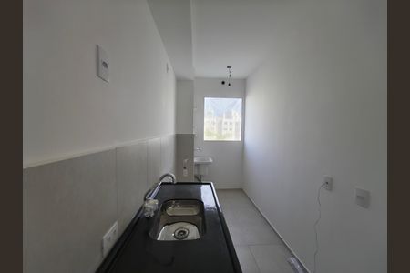 Apartamento para alugar com 45m², 2 quartos e 1 vaga Apartamento para alugar com 45m², 2 quartos e 1 vagaCozinha e Área de Serviço