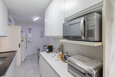 Apartamento à venda com 110m², 3 quartos e 1 vaga Apartamento à venda com 110m², 3 quartos e 1 vagaCozinha