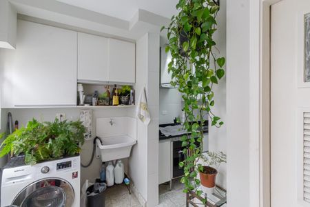 Apartamento à venda com 110m², 3 quartos e 1 vaga Apartamento à venda com 110m², 3 quartos e 1 vagaÁrea de Serviço