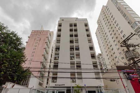 Apartamento à venda com 110m², 3 quartos e 1 vaga Apartamento à venda com 110m², 3 quartos e 1 vagaFachada
