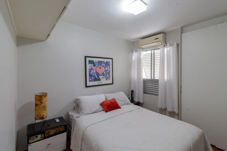 Apartamento à venda com 110m², 3 quartos e 1 vaga Apartamento à venda com 110m², 3 quartos e 1 vagaQuarto 2