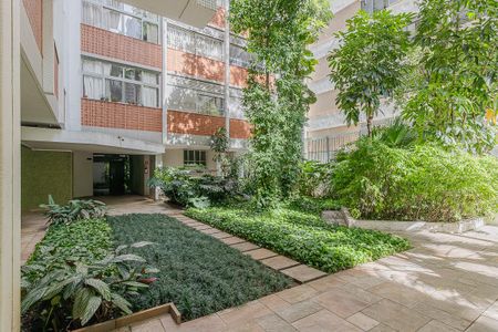 Apartamento à venda com 170m², 3 quartos e 1 vaga Apartamento à venda com 170m², 3 quartos e 1 vagaJardim