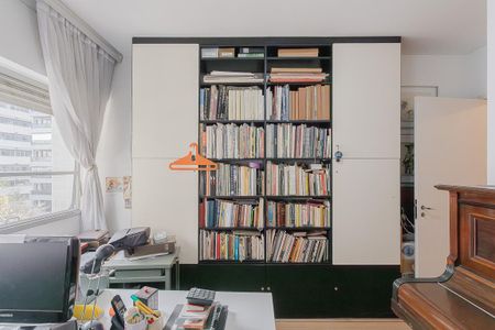 Apartamento à venda com 170m², 3 quartos e 1 vaga Apartamento à venda com 170m², 3 quartos e 1 vagaQuarto