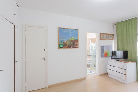 Apartamento à venda com 170m², 3 quartos e 1 vaga Apartamento à venda com 170m², 3 quartos e 1 vagaSuíte 2