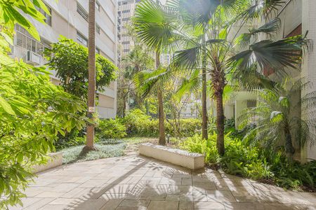 Apartamento à venda com 170m², 3 quartos e 1 vaga Apartamento à venda com 170m², 3 quartos e 1 vagaJardim