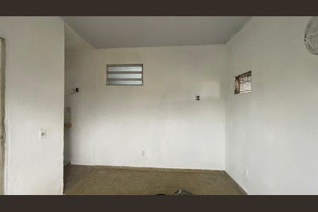 Casa para alugar com 50m², 1 quarto e sem vaga Casa para alugar com 50m², 1 quarto e sem vagaStudio