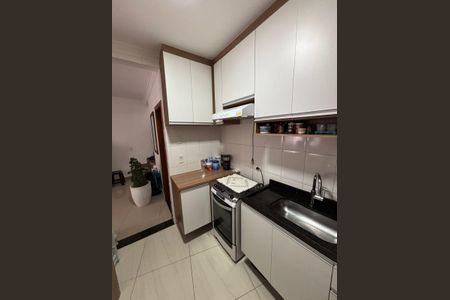 Casa de condomínio à venda com 90m², 3 quartos e 2 vagas Casa de condomínio à venda com 90m², 3 quartos e 2 vagasCozinha