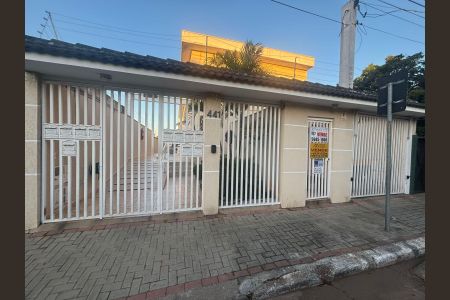 Casa de condomínio à venda com 90m², 3 quartos e 2 vagas