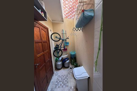 Casa de condomínio à venda com 90m², 3 quartos e 2 vagas Casa de condomínio à venda com 90m², 3 quartos e 2 vagasÁrea de Serviço