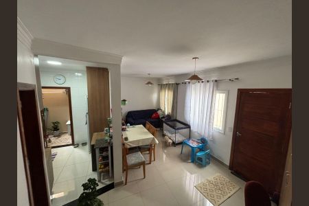 Sala de casa de condomínio à venda com 3 quartos, 90m² em Cupecê, São Paulo