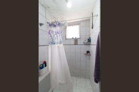Apartamento à venda com 60m², 2 quartos e 1 vaga Apartamento à venda com 60m², 2 quartos e 1 vagaBanheiro