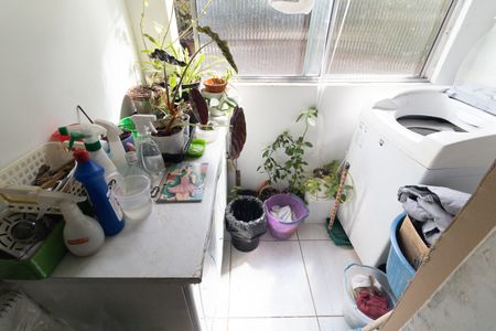 Apartamento à venda com 60m², 2 quartos e 1 vaga Apartamento à venda com 60m², 2 quartos e 1 vagaLavanderia