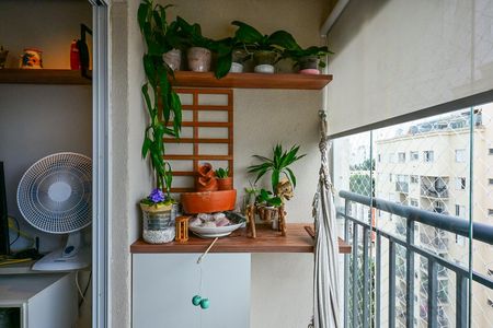 Apartamento à venda com 49m², 2 quartos e 1 vagaVaranda